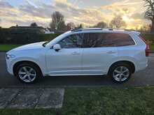 Volvo XC90 h T8 Twin Engine Momentum Pro 
