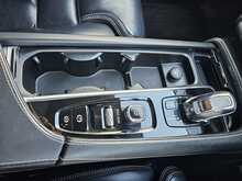 Volvo XC90 h T8 Twin Engine Momentum Pro 