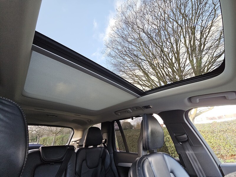 Volvo h T8 Twin Engine Momentum Pro SUV 2.0 Automatic Petrol Plug-in Hybrid