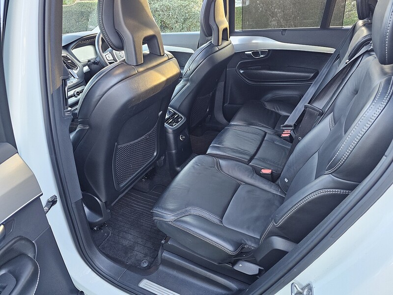 Volvo h T8 Twin Engine Momentum Pro SUV 2.0 Automatic Petrol Plug-in Hybrid