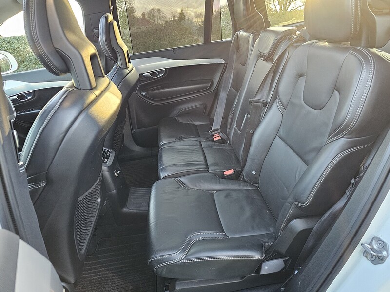 Volvo h T8 Twin Engine Momentum Pro SUV 2.0 Automatic Petrol Plug-in Hybrid