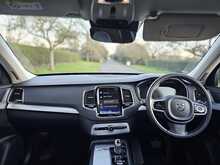 Volvo XC90 h T8 Twin Engine Momentum Pro 