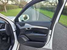 Volvo XC90 h T8 Twin Engine Momentum Pro 