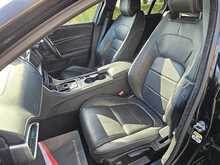 Jaguar XE d R-Sport 