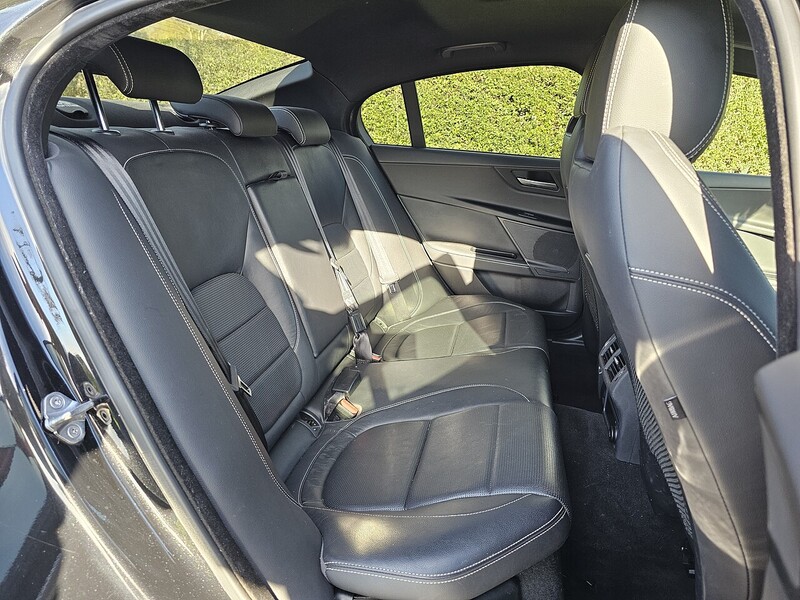 Jaguar d R-Sport Saloon 2.0 Automatic Diesel