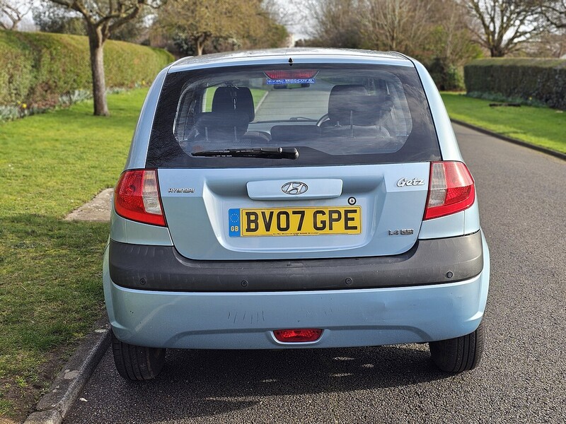Hyundai 1.4 GSi Hatchback 5dr Petrol Manual (141 g/km, 95 bhp)