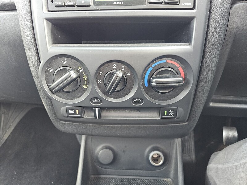 Hyundai 1.4 GSi Hatchback 5dr Petrol Manual (141 g/km, 95 bhp)