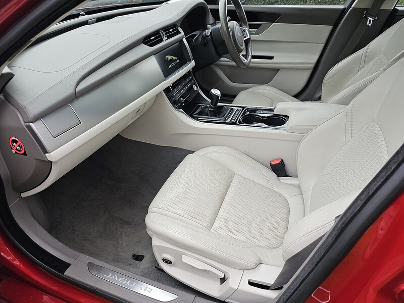 Jaguar d Prestige Saloon 2.0 Manual Diesel