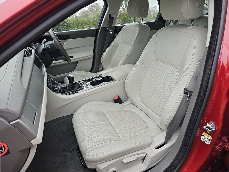 Jaguar d Prestige Saloon 2.0 Manual Diesel