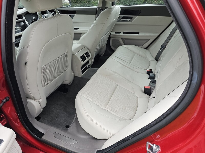 Jaguar d Prestige Saloon 2.0 Manual Diesel