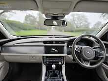 Jaguar XF d Prestige 