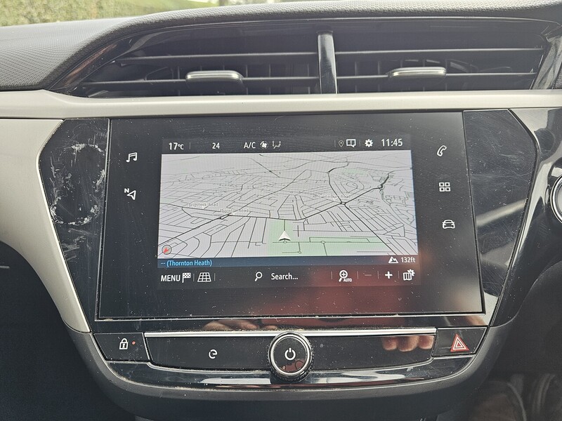 Vauxhall 50kWh SE Nav Premium Hatchback 5dr Electric Auto (7.4Kw Charger) (136 ps)