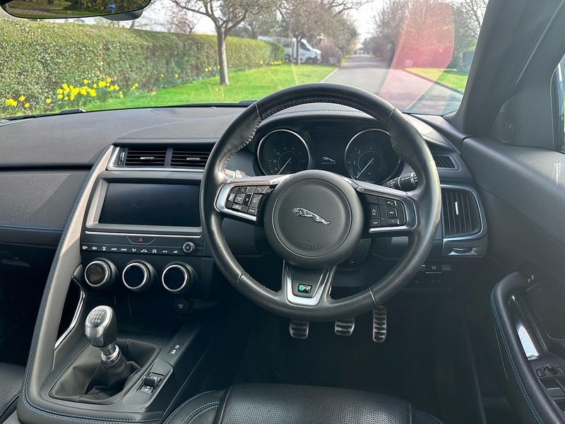 Jaguar 2.0 D180 R-Dynamic S SUV 5dr Diesel Manual AWD Euro 6 (s/s) (180 ps)