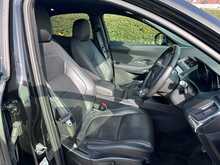 Jaguar E-PACE D180 R-Dynamic S 