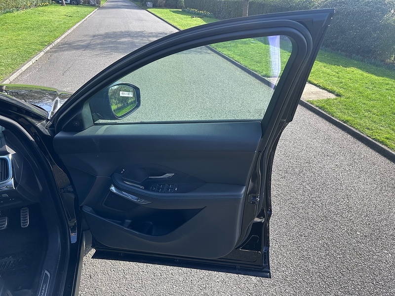 Jaguar 2.0 D180 R-Dynamic S SUV 5dr Diesel Manual AWD Euro 6 (s/s) (180 ps)