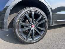 Jaguar E-PACE D180 R-Dynamic S 