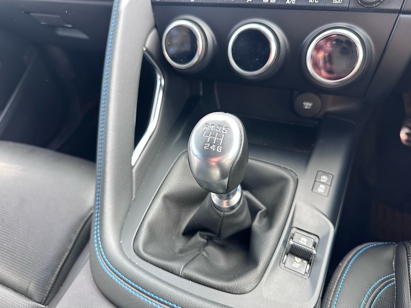 Jaguar 2.0 D180 R-Dynamic S SUV 5dr Diesel Manual AWD Euro 6 (s/s) (180 ps)