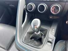 Jaguar E-PACE D180 R-Dynamic S 