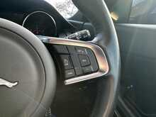 Jaguar E-PACE D180 R-Dynamic S 