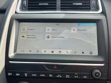Jaguar E-PACE D180 R-Dynamic S 