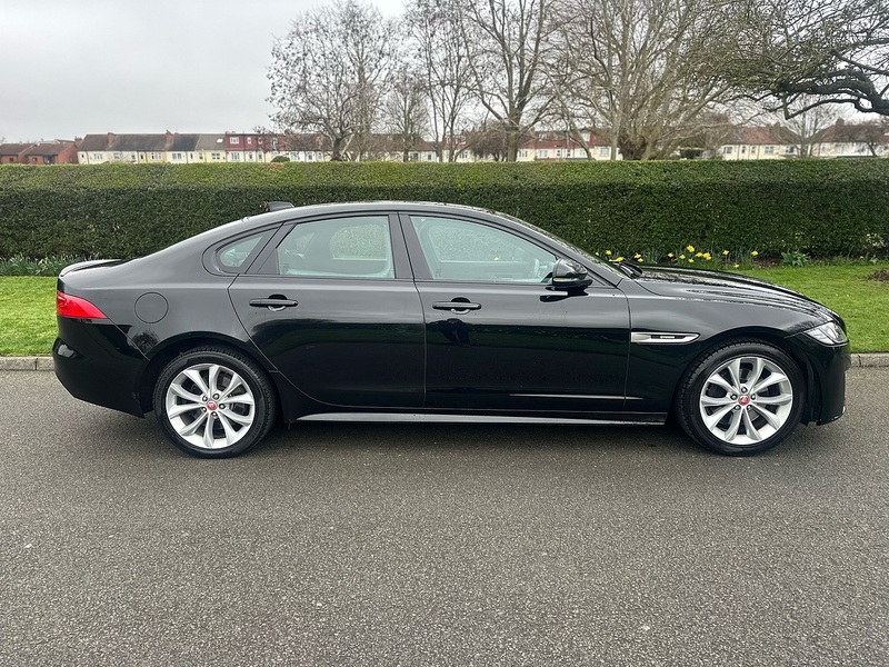 Jaguar 2.0i R-Sport GPF Saloon 4dr Petrol Auto Euro 6 (s/s) (250 ps)