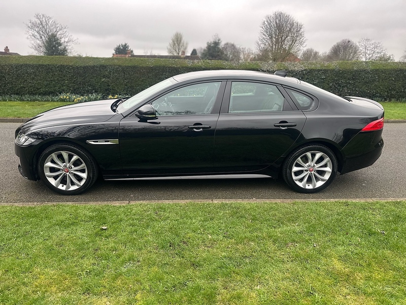 Jaguar 2.0i R-Sport GPF Saloon 4dr Petrol Auto Euro 6 (s/s) (250 ps)