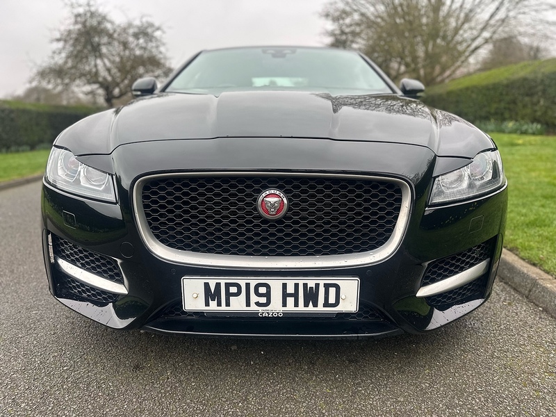 Jaguar 2.0i R-Sport GPF Saloon 4dr Petrol Auto Euro 6 (s/s) (250 ps)