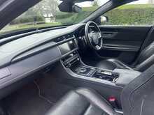 Jaguar XF i R-Sport 