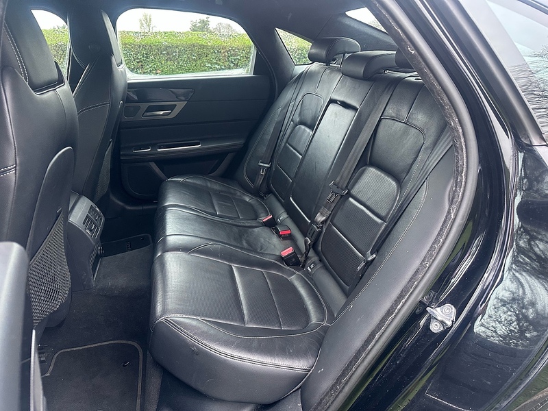 Jaguar 2.0i R-Sport GPF Saloon 4dr Petrol Auto Euro 6 (s/s) (250 ps)