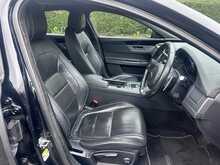 Jaguar XF i R-Sport 