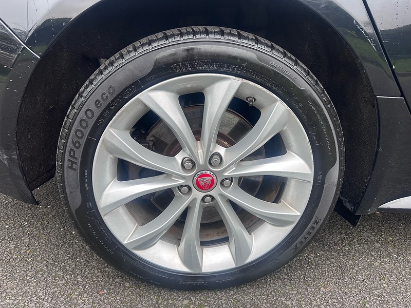 Jaguar 2.0i R-Sport GPF Saloon 4dr Petrol Auto Euro 6 (s/s) (250 ps)