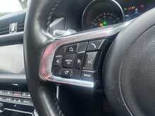 Jaguar XF i R-Sport 