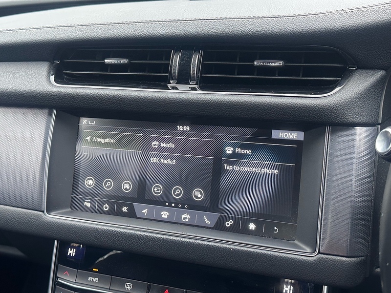 Jaguar 2.0i R-Sport GPF Saloon 4dr Petrol Auto Euro 6 (s/s) (250 ps)