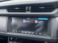 Jaguar XF i R-Sport 