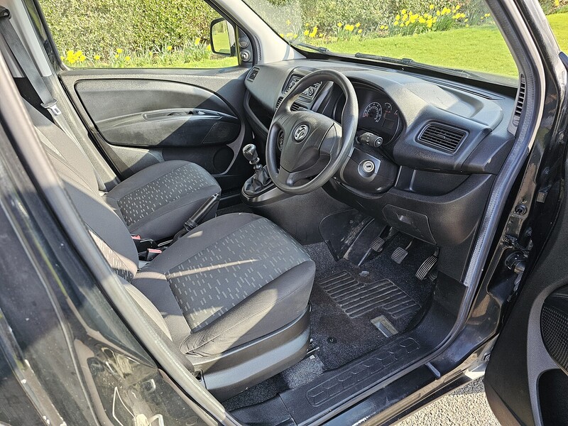 Vauxhall CDTi 2300 Panel Van 1.6 Manual Diesel