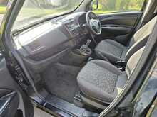 Vauxhall Combo CDTi 2300 