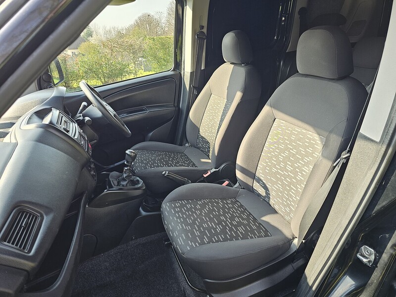 Vauxhall CDTi 2300 Panel Van 1.6 Manual Diesel