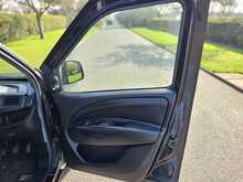 Vauxhall Combo CDTi 2300 