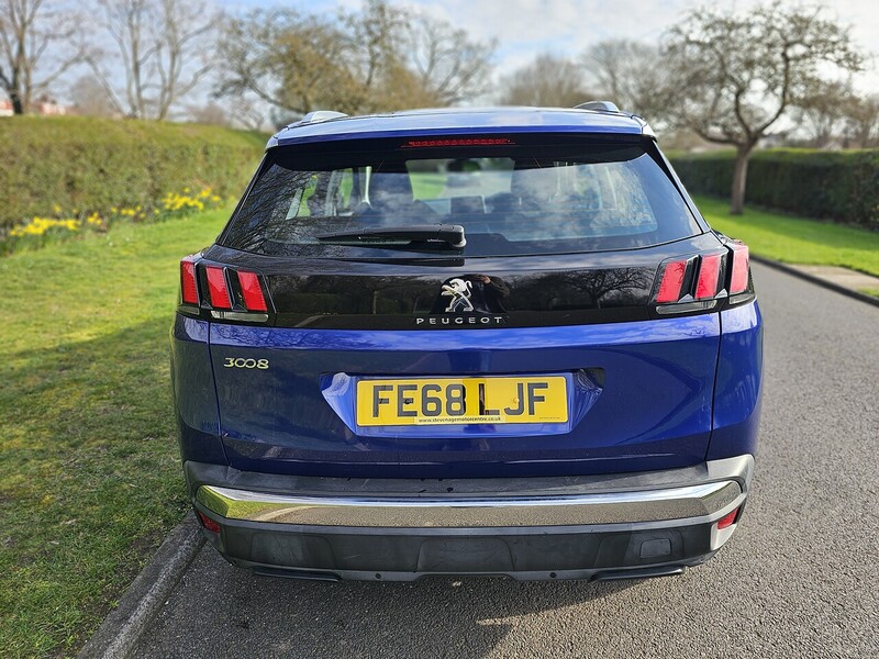 Peugeot BlueHDi Active SUV 1.5 Manual Diesel