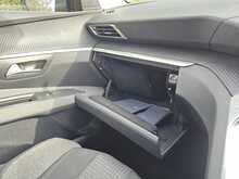 Peugeot 3008 BlueHDi Active 