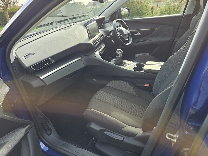 Peugeot BlueHDi Active SUV 1.5 Manual Diesel