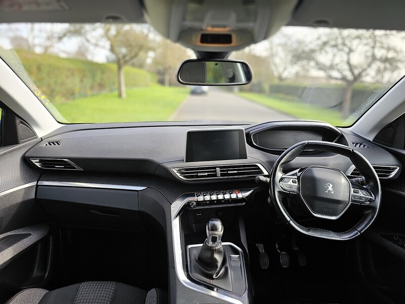 Peugeot BlueHDi Active SUV 1.5 Manual Diesel