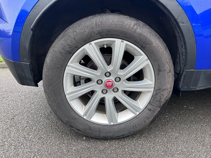 Jaguar D180 S SUV 2.0 Manual Diesel