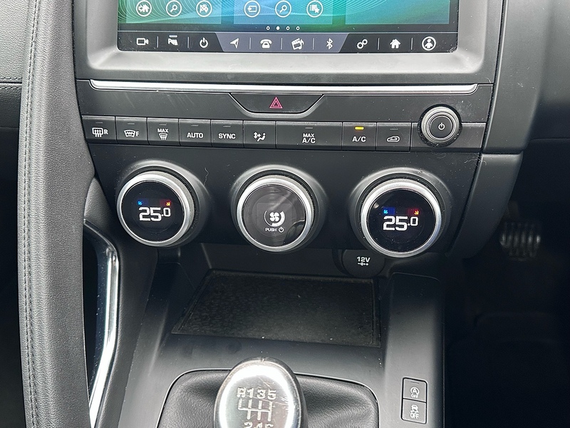 Jaguar D180 S SUV 2.0 Manual Diesel