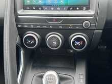 Jaguar E-PACE D180 S 