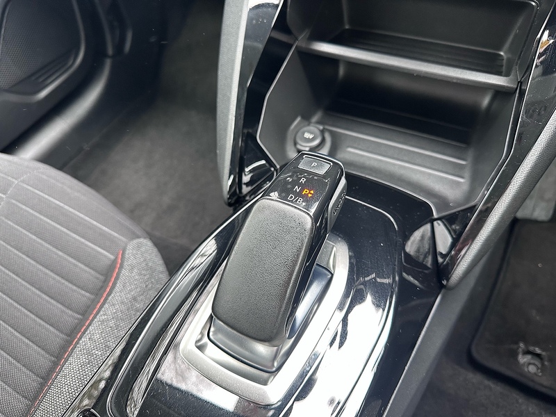 Peugeot Active Hatchback 0.0 Automatic Electric