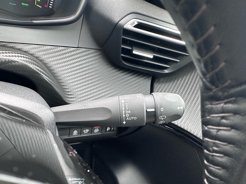 Peugeot Active Hatchback 0.0 Automatic Electric