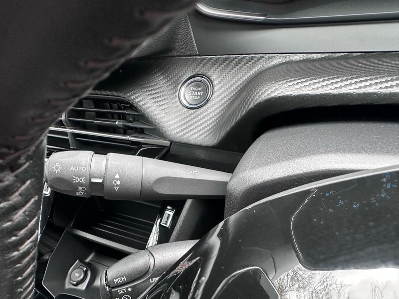 Peugeot Active Hatchback 0.0 Automatic Electric