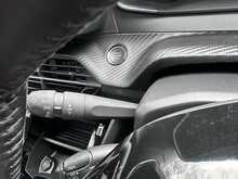 Peugeot E-208 Active 