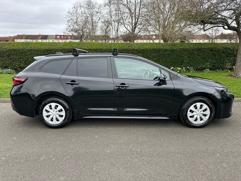 Toyota VVT-h Car Derived Van 1.8 Automatic Petrol Hybrid